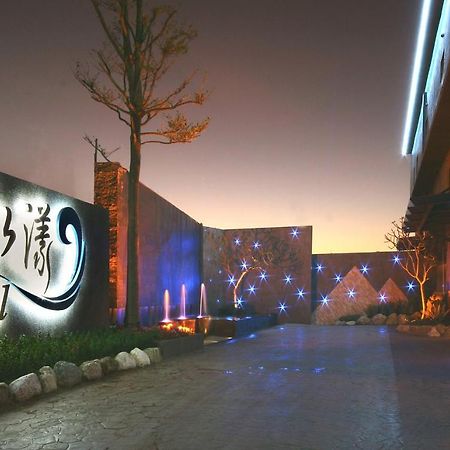 Spring Young Motel Fengyuan Extérieur photo